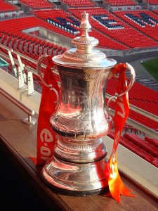 640px-The_FA_Cup_Trophy