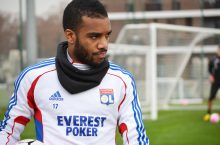 Liverpool to make transfer bid for Lyon striker Alexandre Lacazette in the coming days
