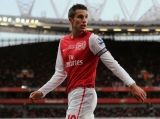 City, PSG and Juventus all vying for Van Persie